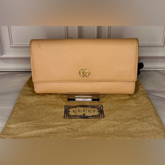 Gucci Pink Pebbled Leather Long WalletIncludes Dust Bag andCOA